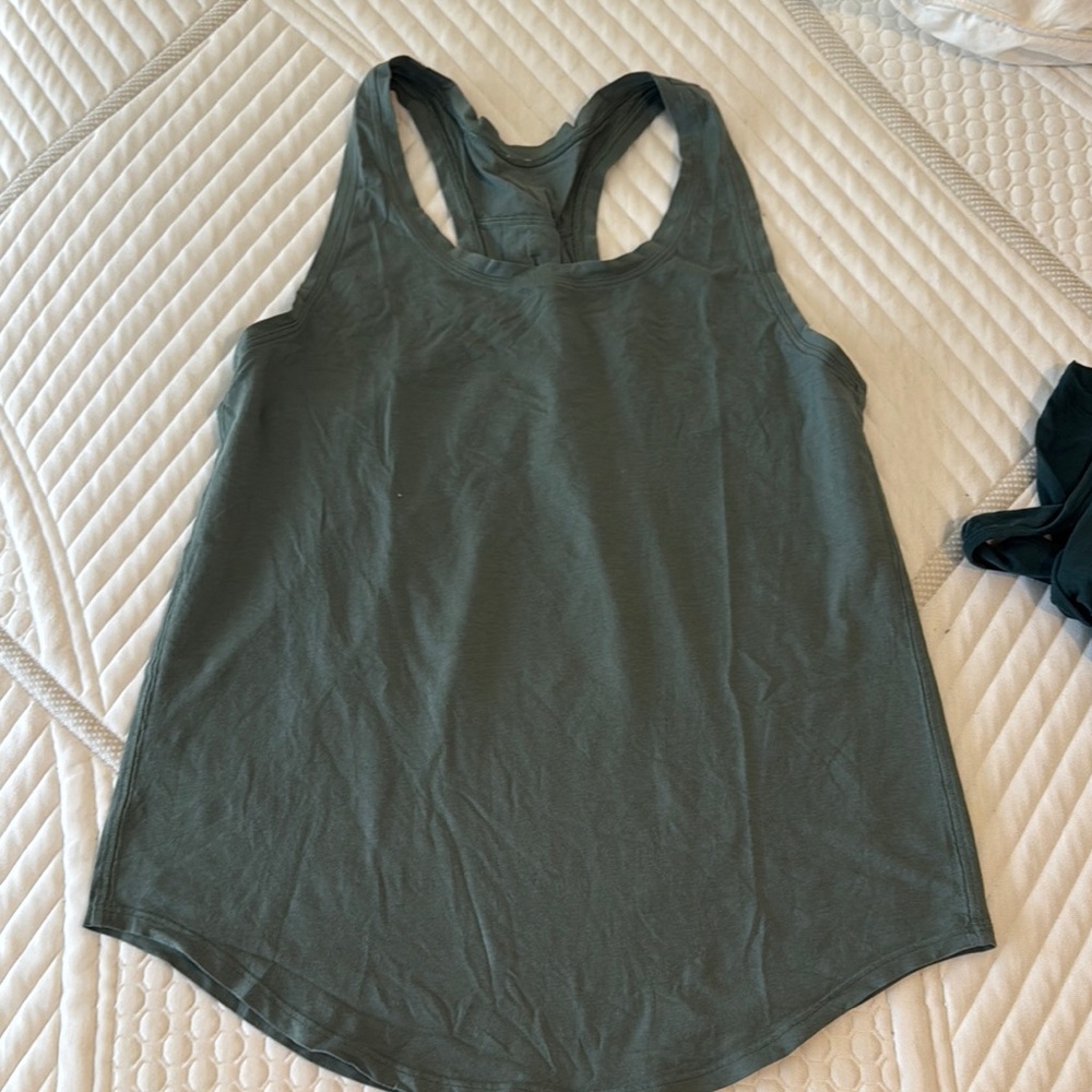 Lululemon Athletica Green Sleeveless Tank Top